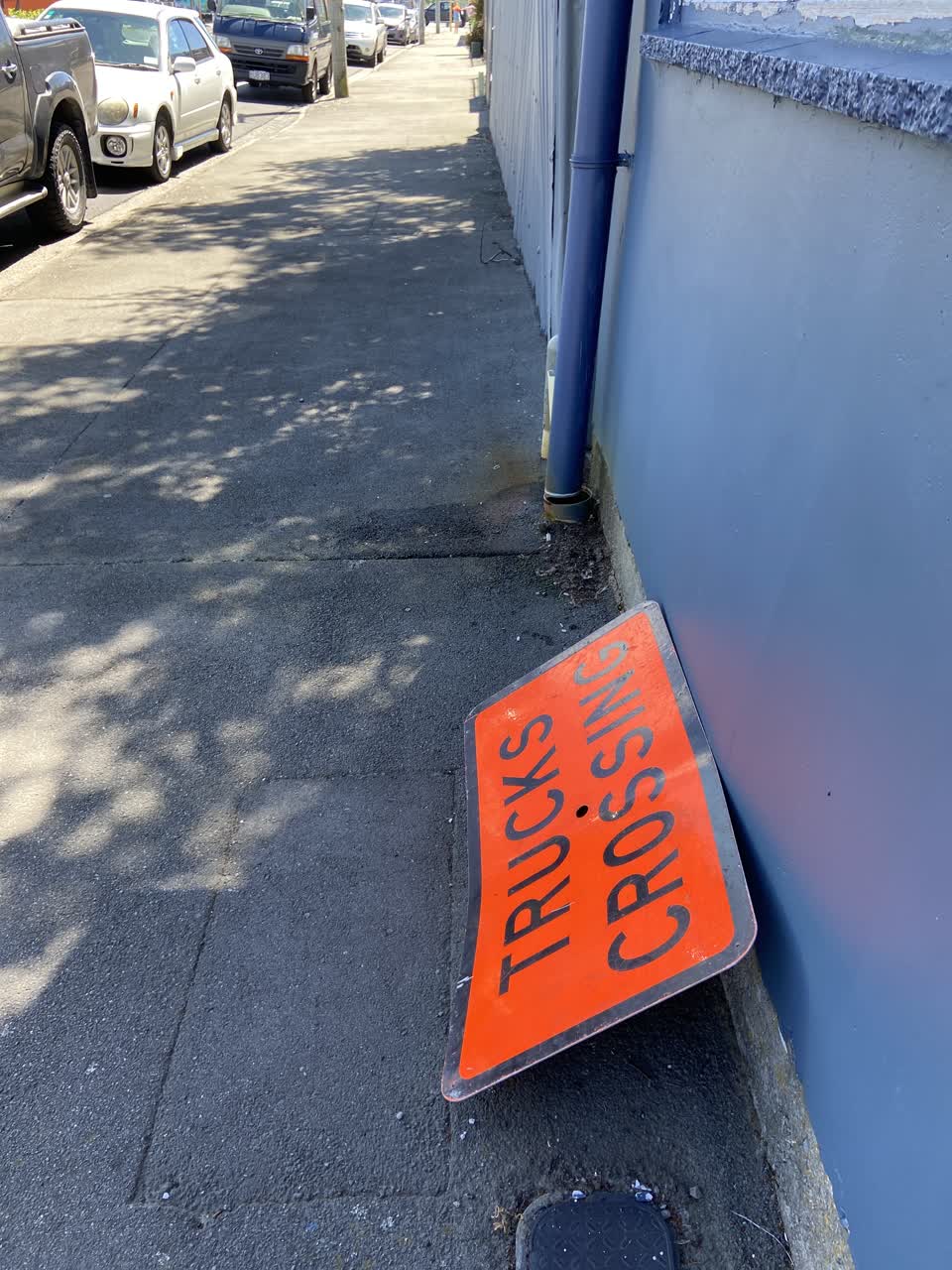The photograph attached to this roading/streets report
