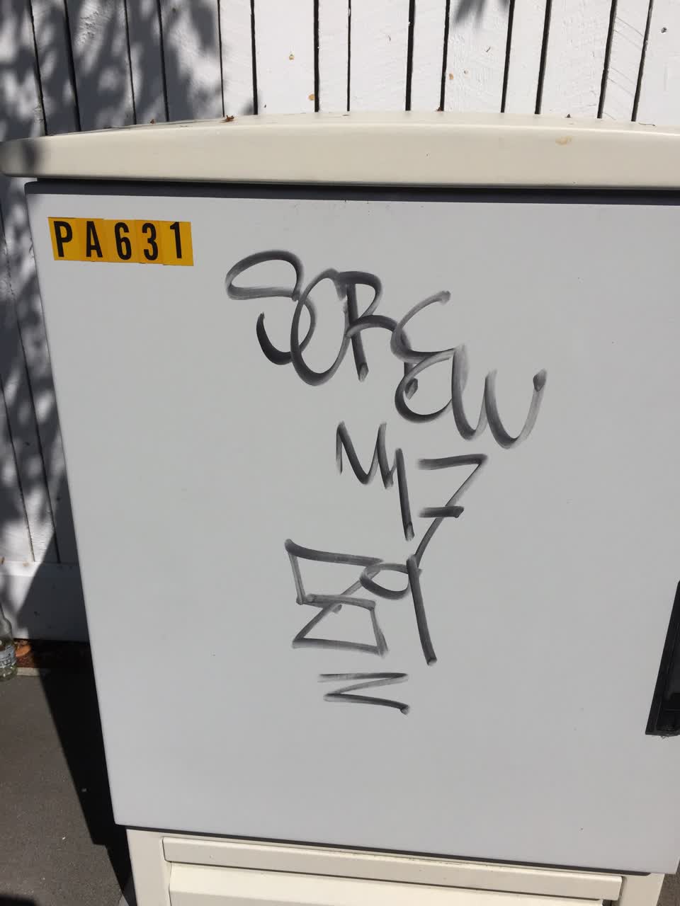 The photograph attached to this graffiti report