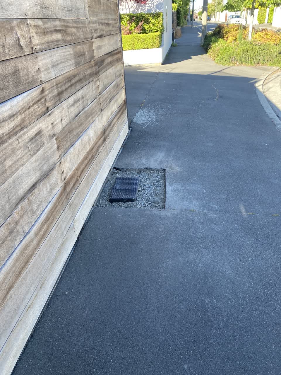 The photograph attached to this roading/streets report
