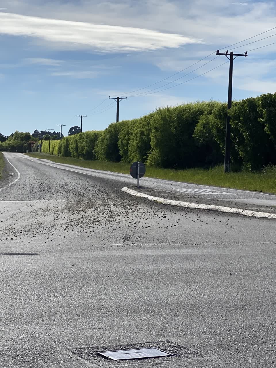 The photograph attached to this roading/streets report