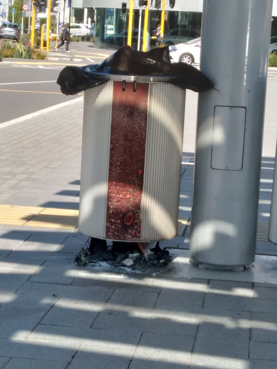 The photograph attached to this rubbish/recycling report