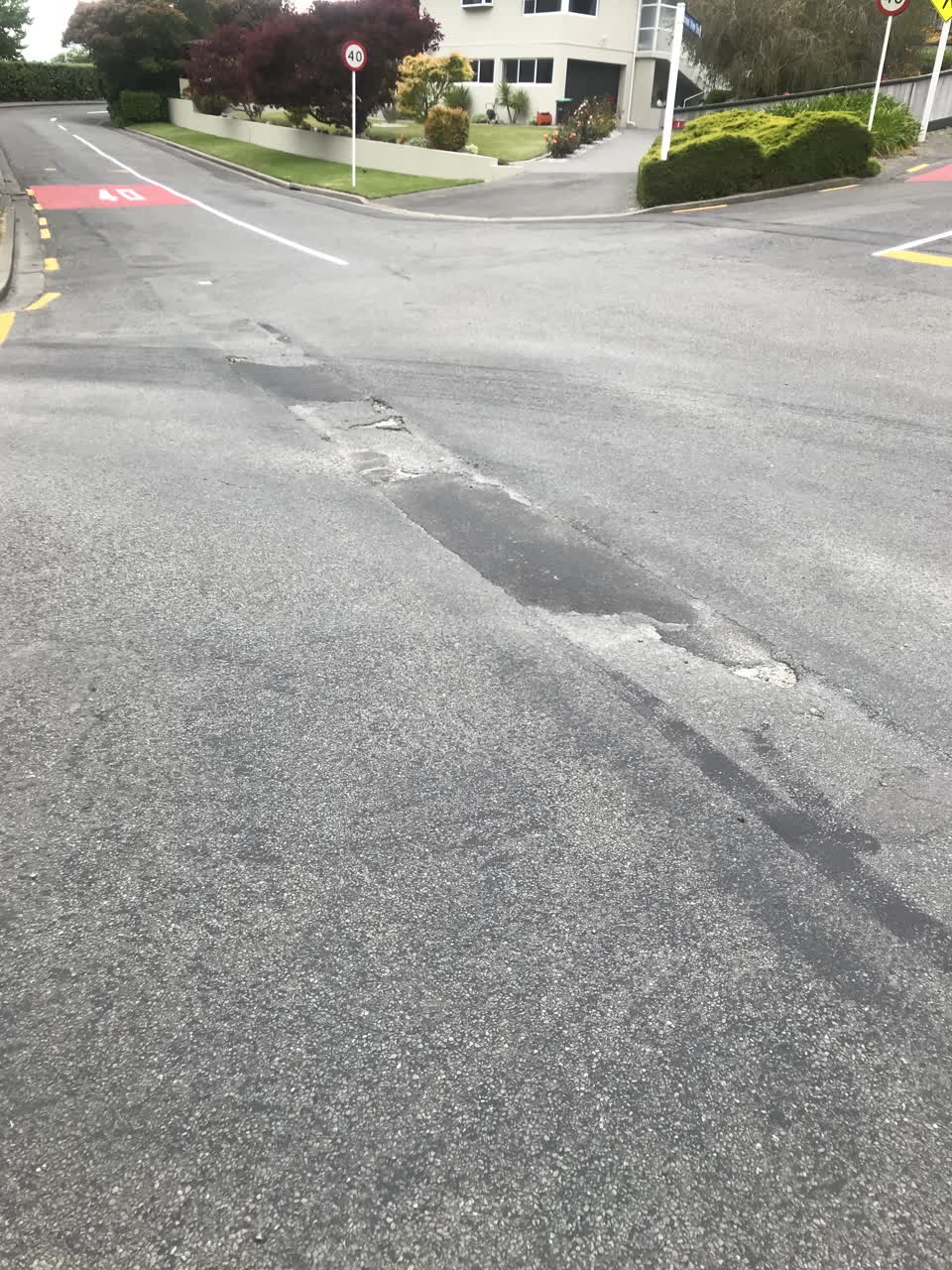 The photograph attached to this roading/streets report