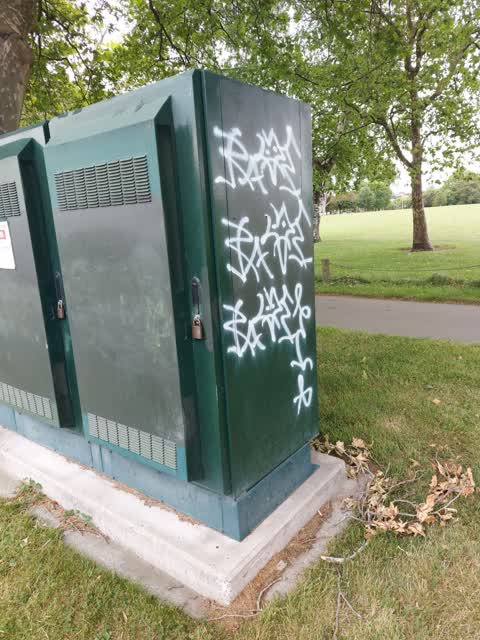 Graffiti, a report photo