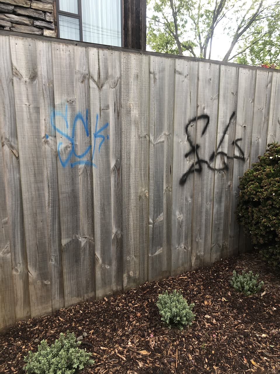 The photograph attached to this graffiti report