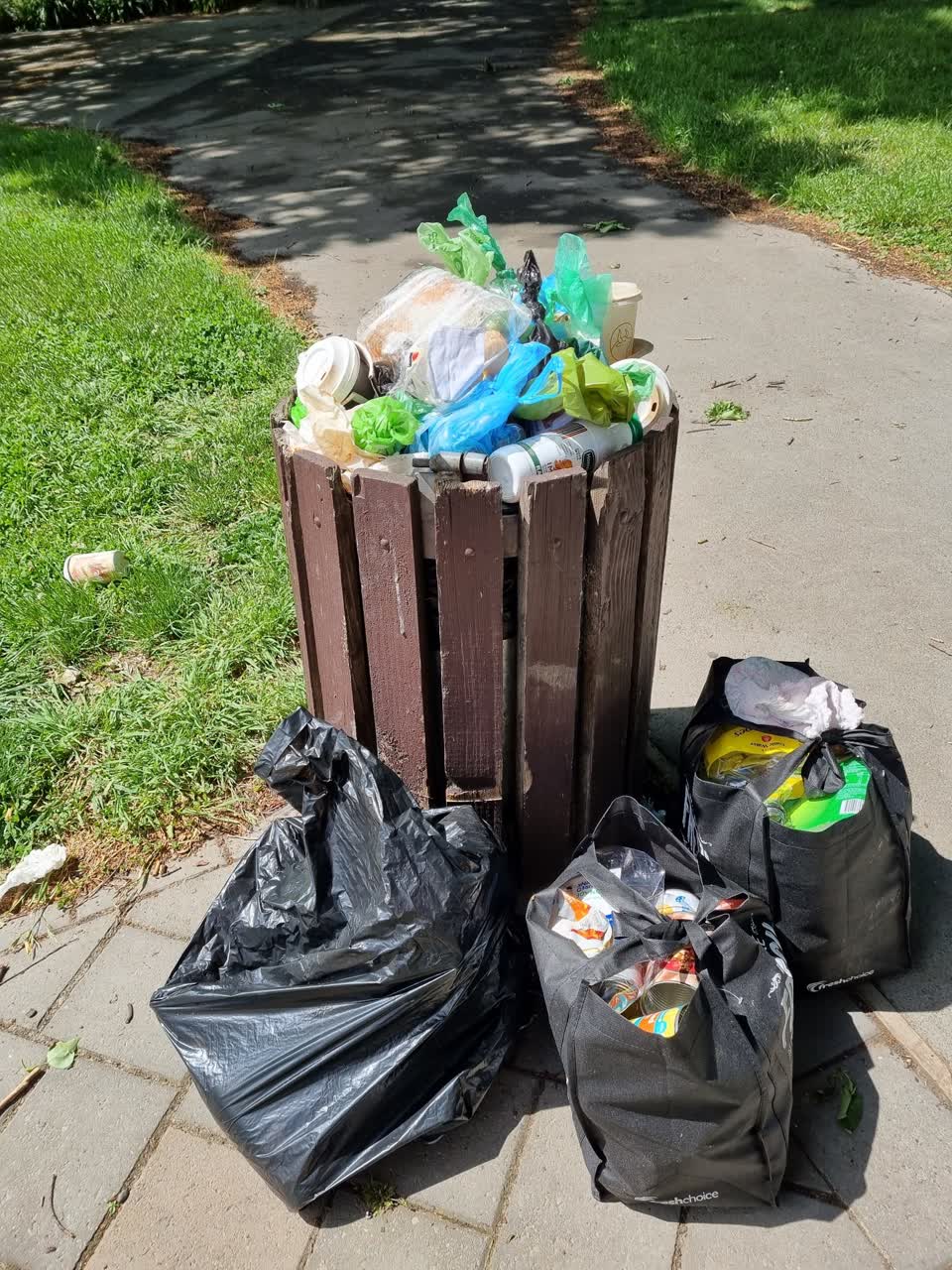 The photograph attached to this parks report