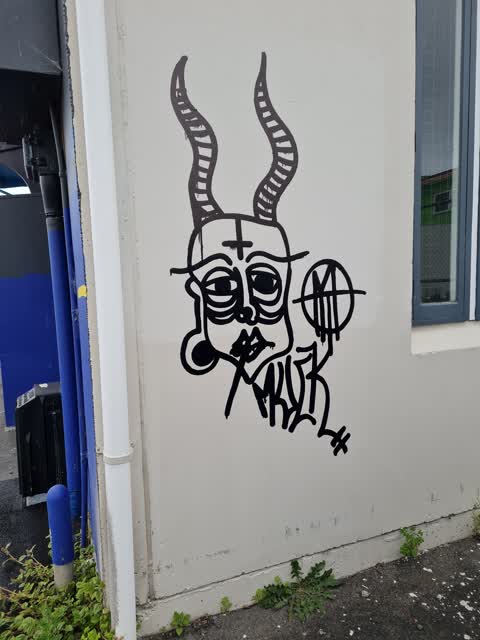 Graffiti, a report photo