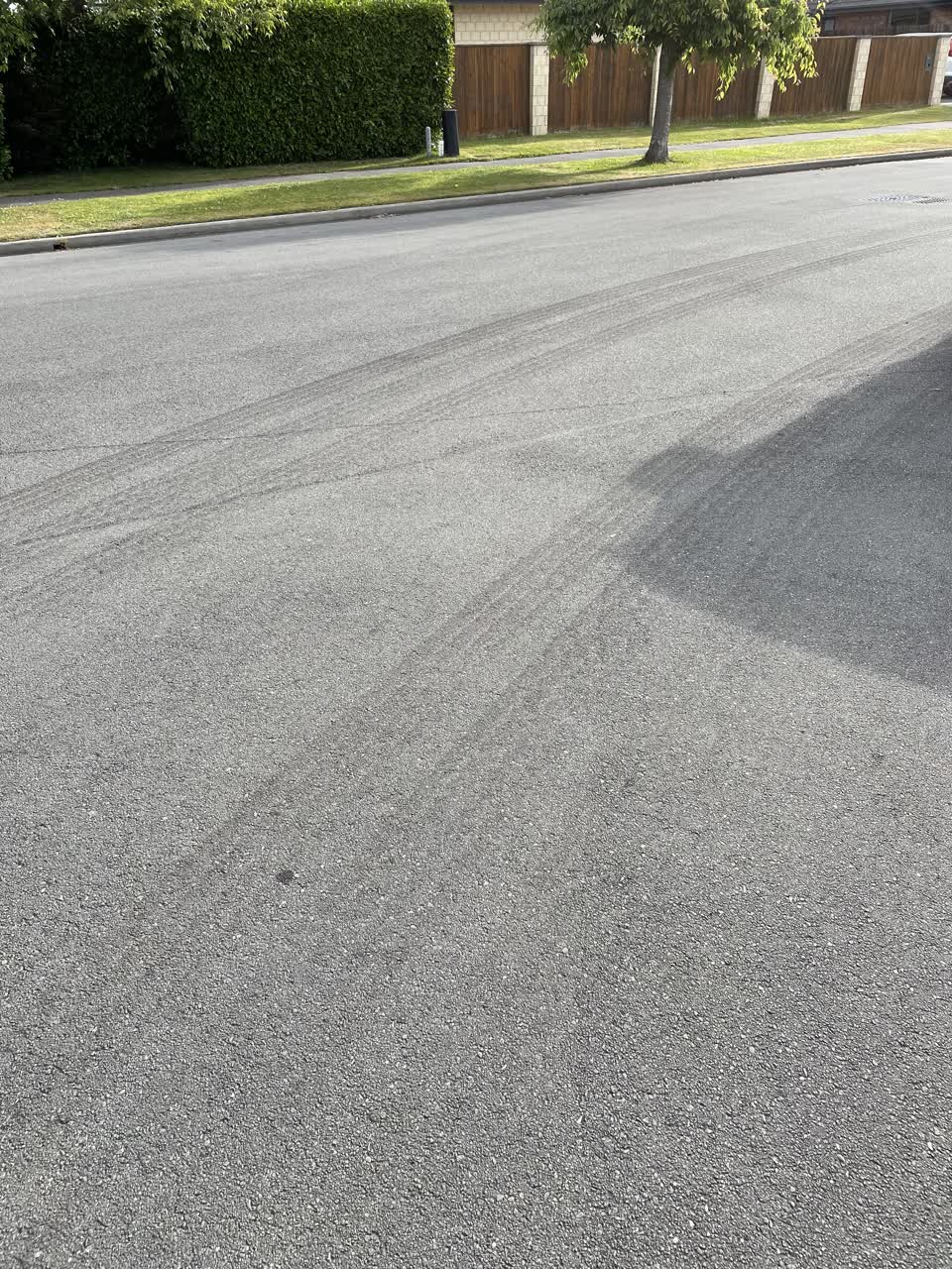 The photograph attached to this roading/streets report