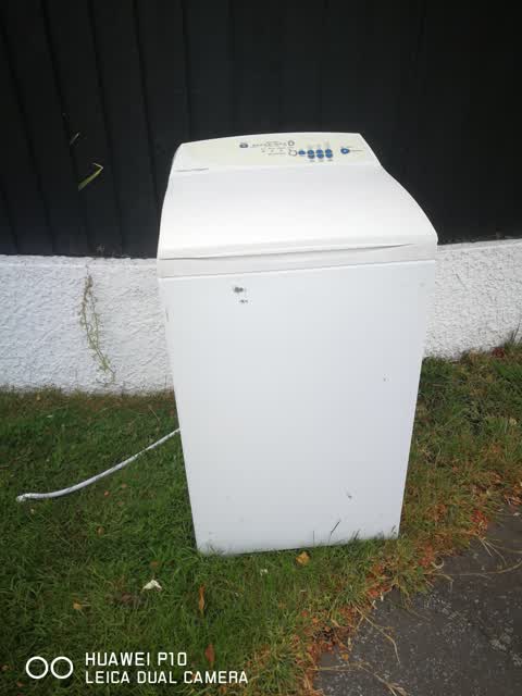 Rubbish/Recycling, a report photo