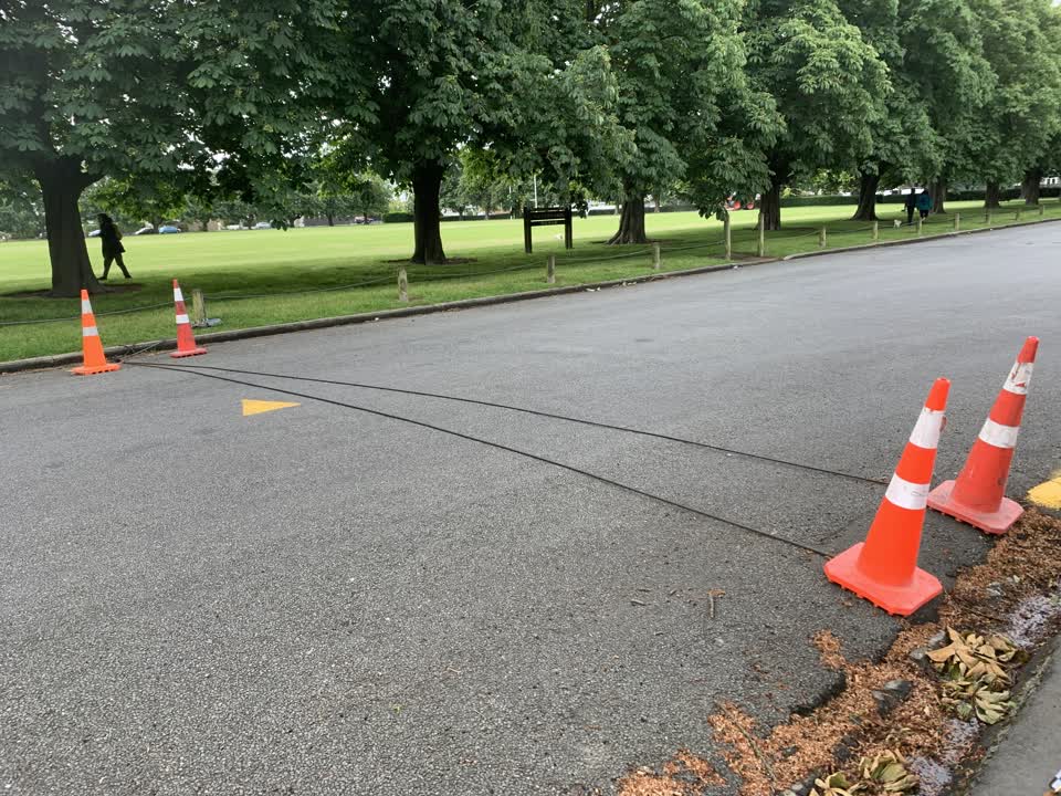 The photograph attached to this roading/streets report