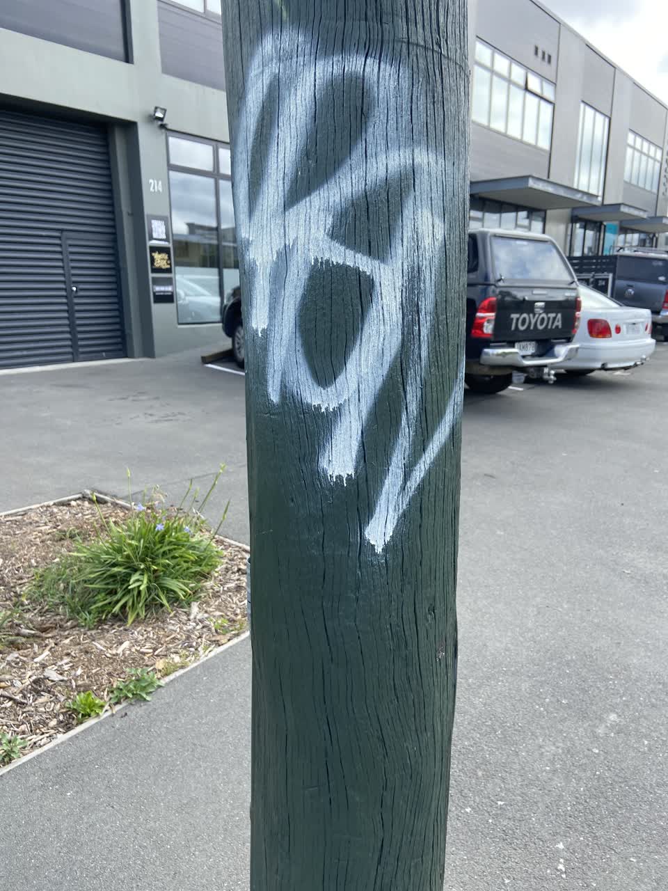 The photograph attached to this graffiti report
