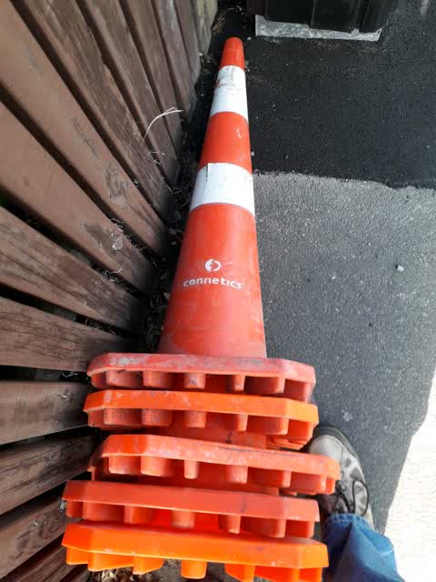 Roading/Streets, a report photo