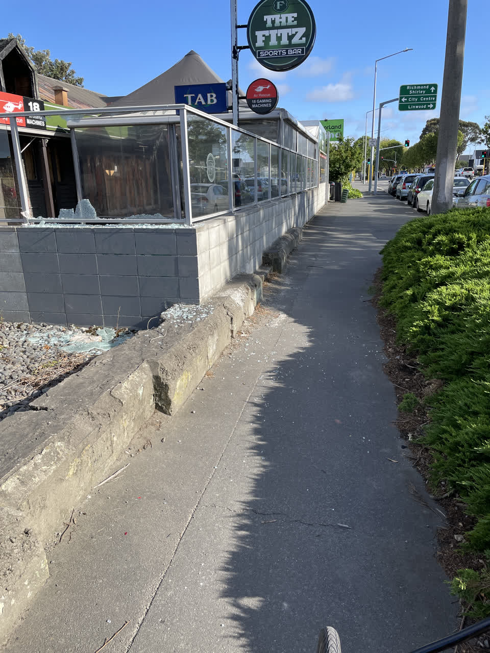 The photograph attached to this roading/streets report