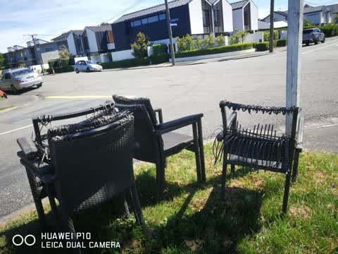 Rubbish/Recycling, a report photo
