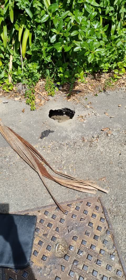 Roading/Streets, a report photo