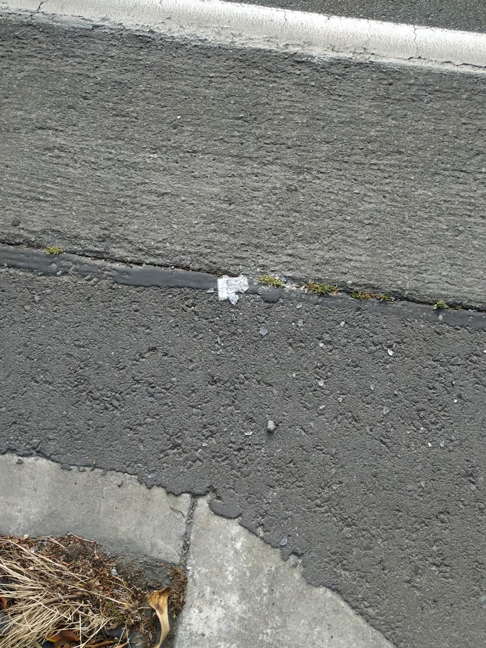 The photograph attached to this roading/streets report