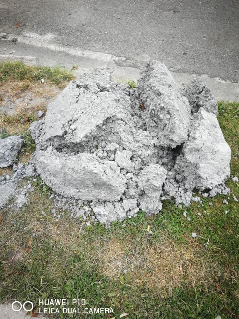 Rubbish/Recycling, a report photo