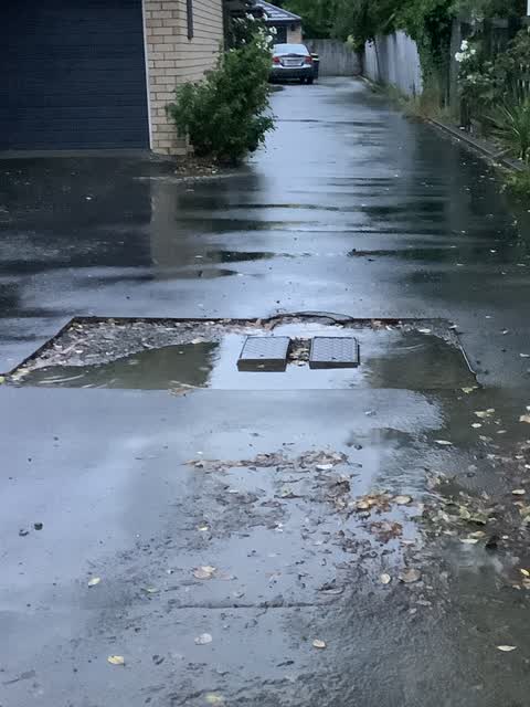 Water Leak, a report photo
