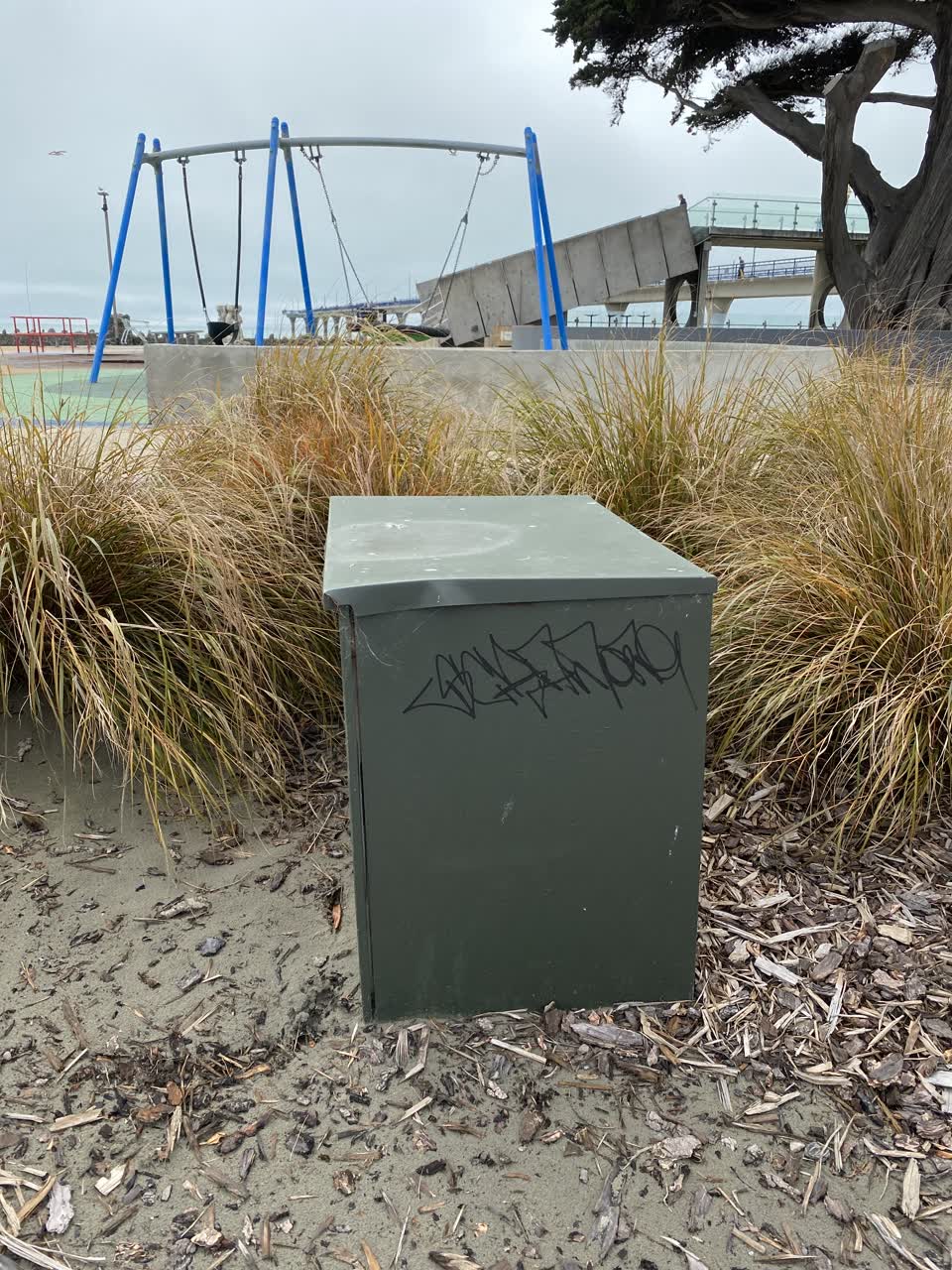 The photograph attached to this graffiti report