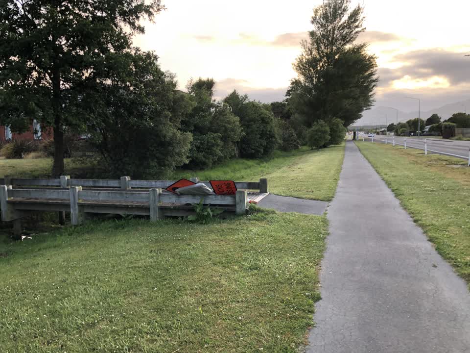 The photograph attached to this roading/streets report