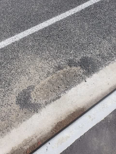 Roading/Streets, a report photo