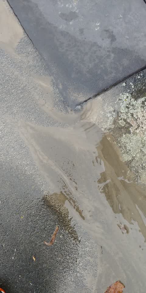 Water Leak, a report photo