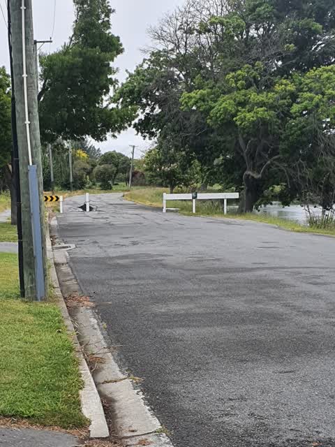 Roading/Streets, a report photo