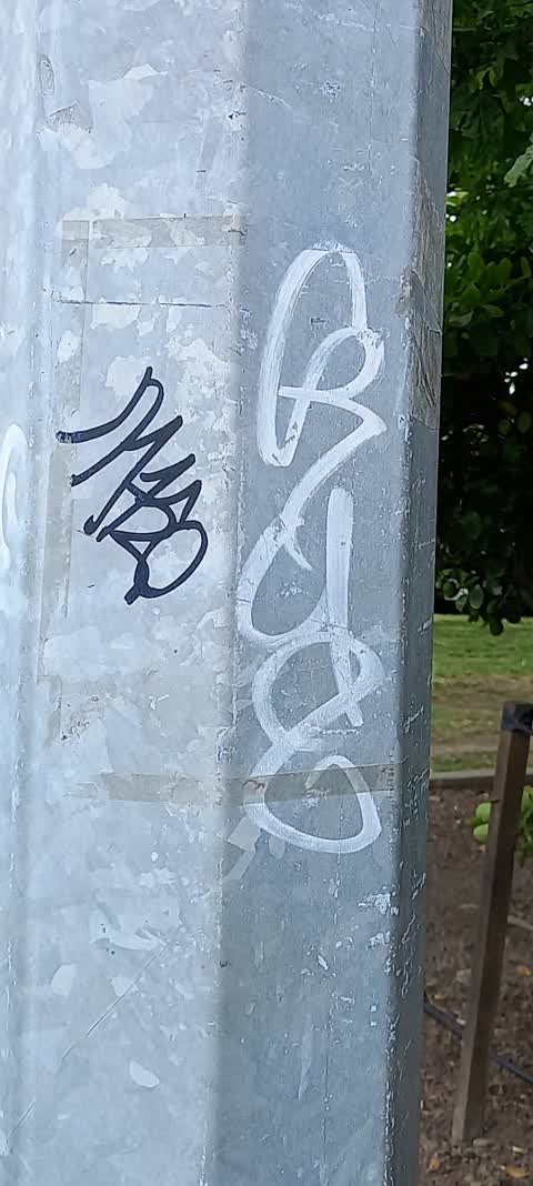 Graffiti, a report photo