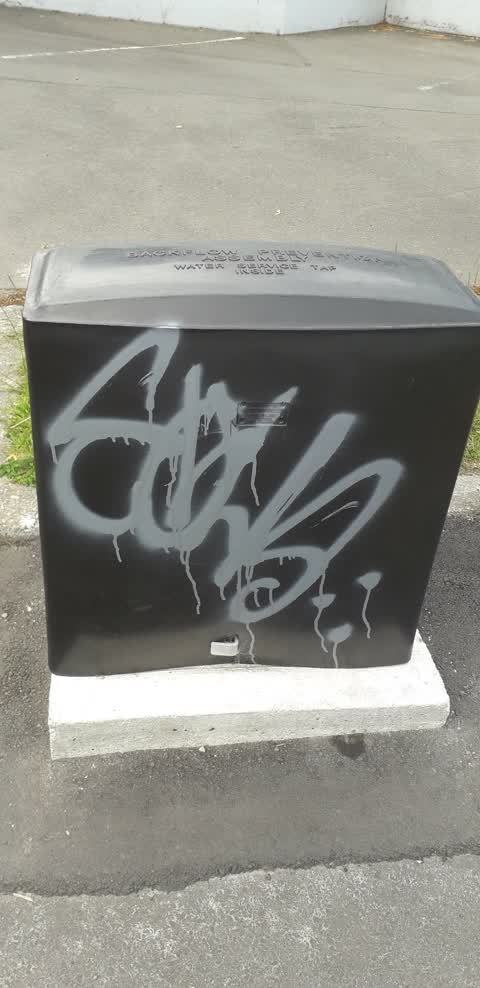 Graffiti, a report photo
