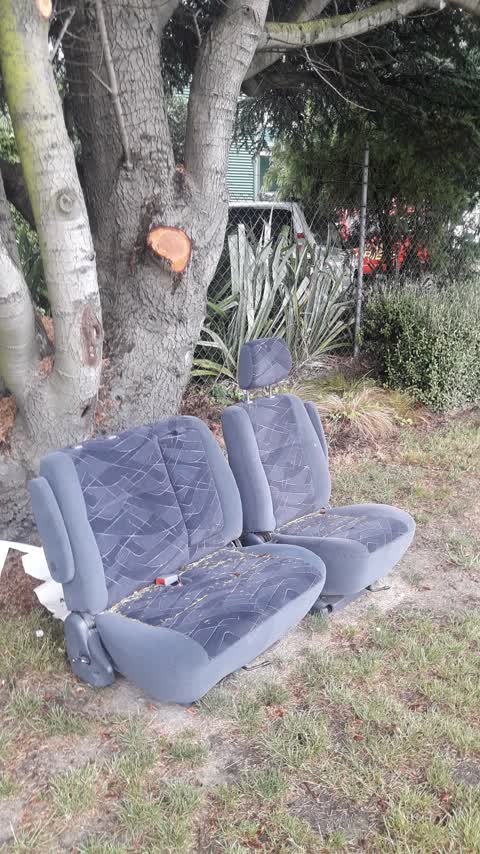 Rubbish/Recycling, a report photo
