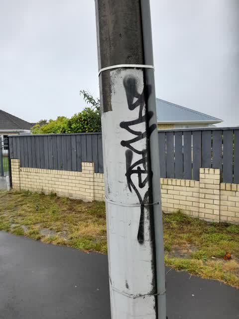 Graffiti, a report photo