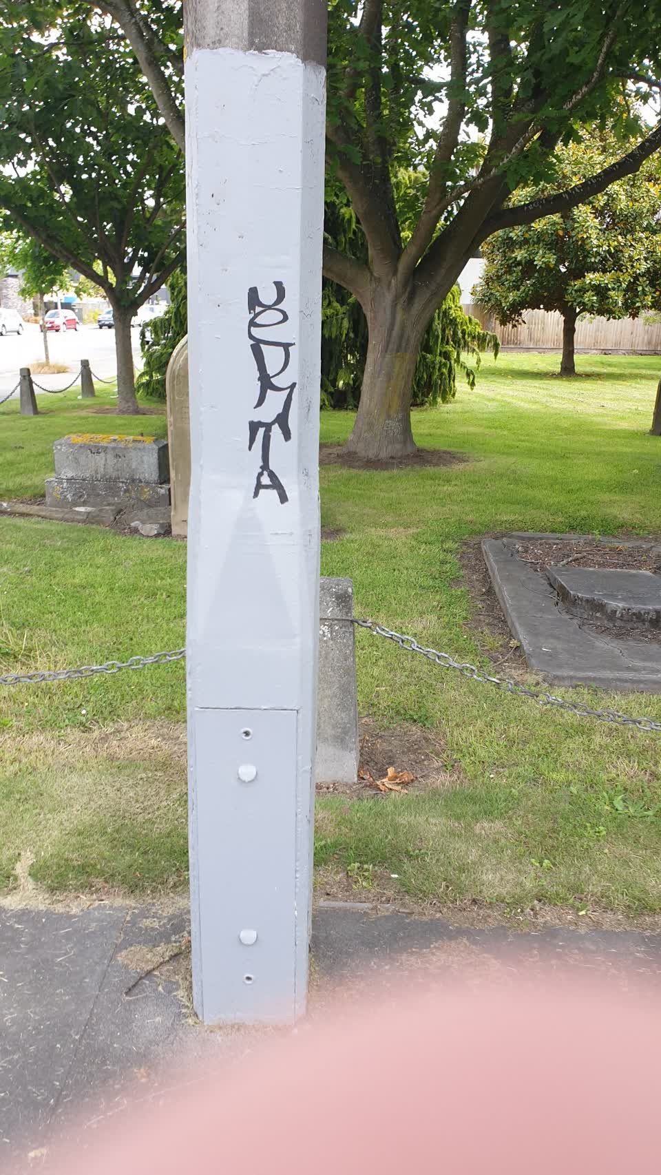 The photograph attached to this graffiti report