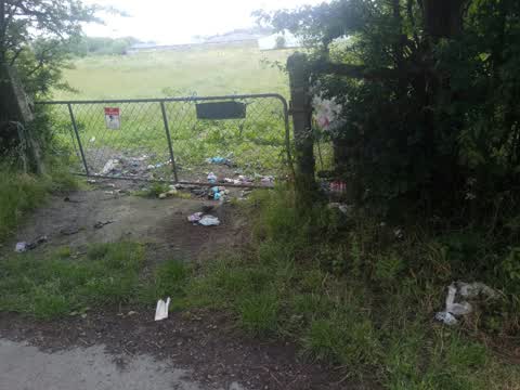 Rubbish/Recycling, a report photo