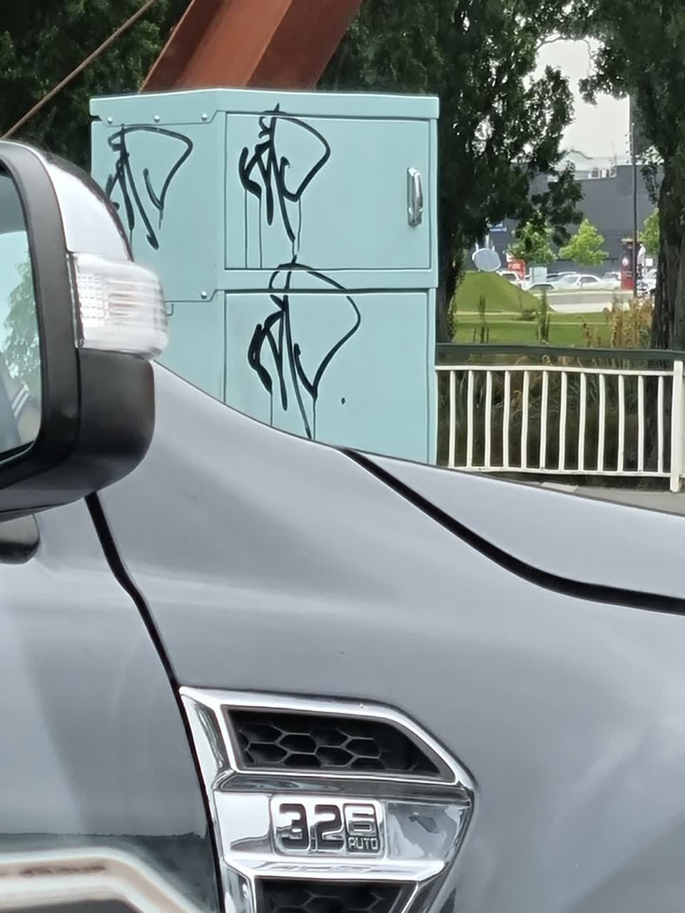 The photograph attached to this graffiti report