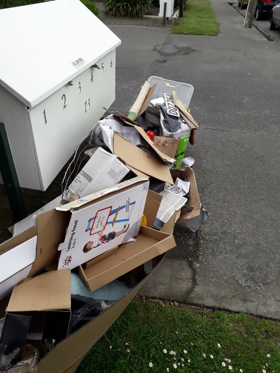 The photograph attached to this rubbish/recycling report