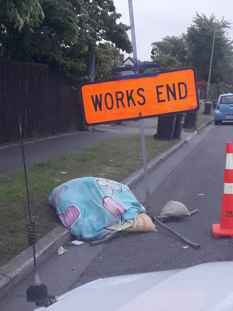Rubbish/Recycling, a report photo