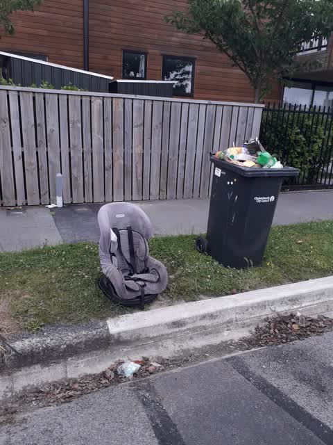 Rubbish/Recycling — a report photo