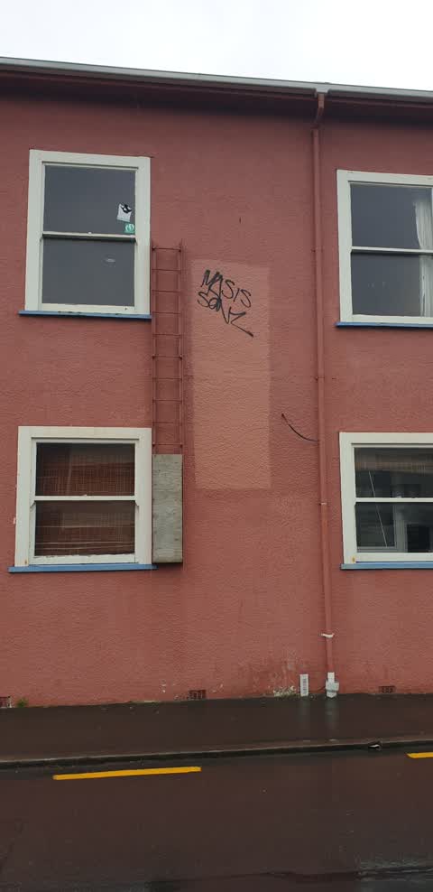 Graffiti, a report photo