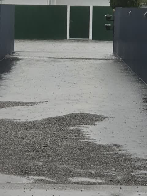 Flooding, a report photo