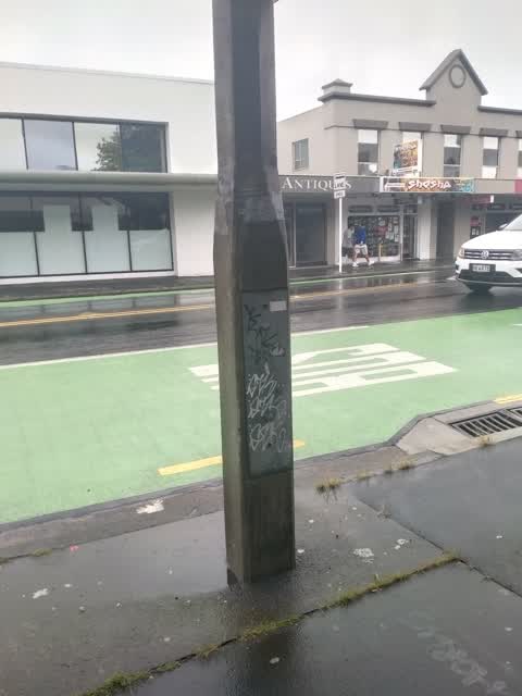 Graffiti, a report photo