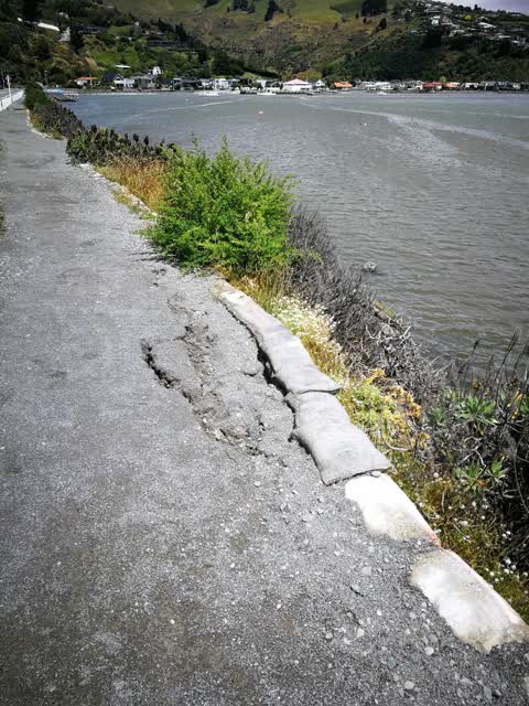 Roading/Streets, a report photo
