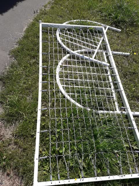 Rubbish/Recycling, a report photo
