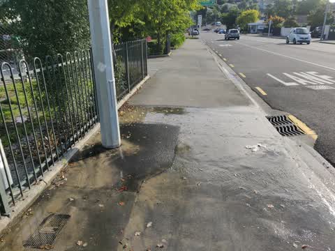Water Leak, a report photo