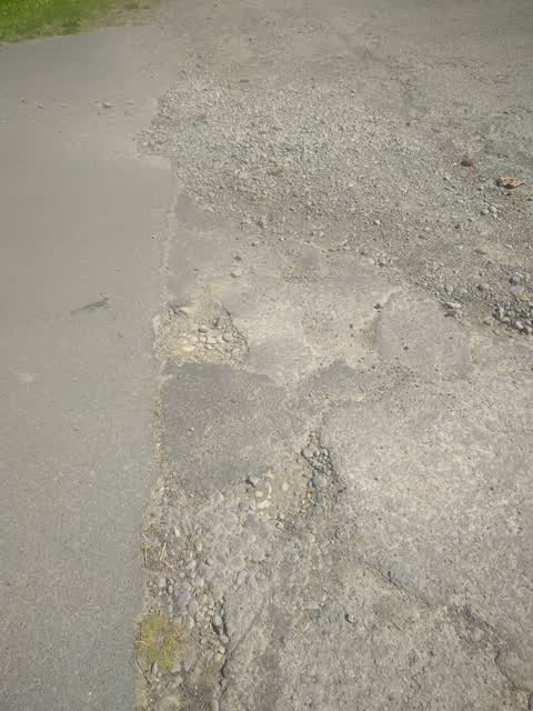 Roading/Streets, a report photo