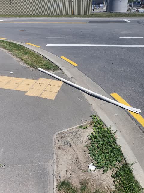 Roading/Streets, a report photo