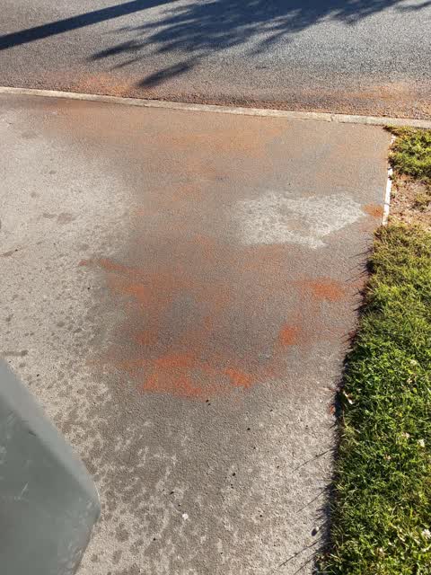 Roading/Streets, a report photo