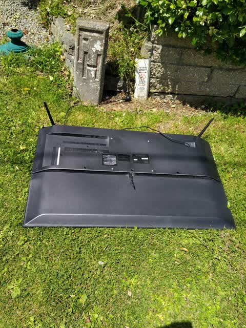 Rubbish/Recycling — a report photo