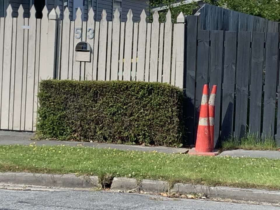 The photograph attached to this roading/streets report
