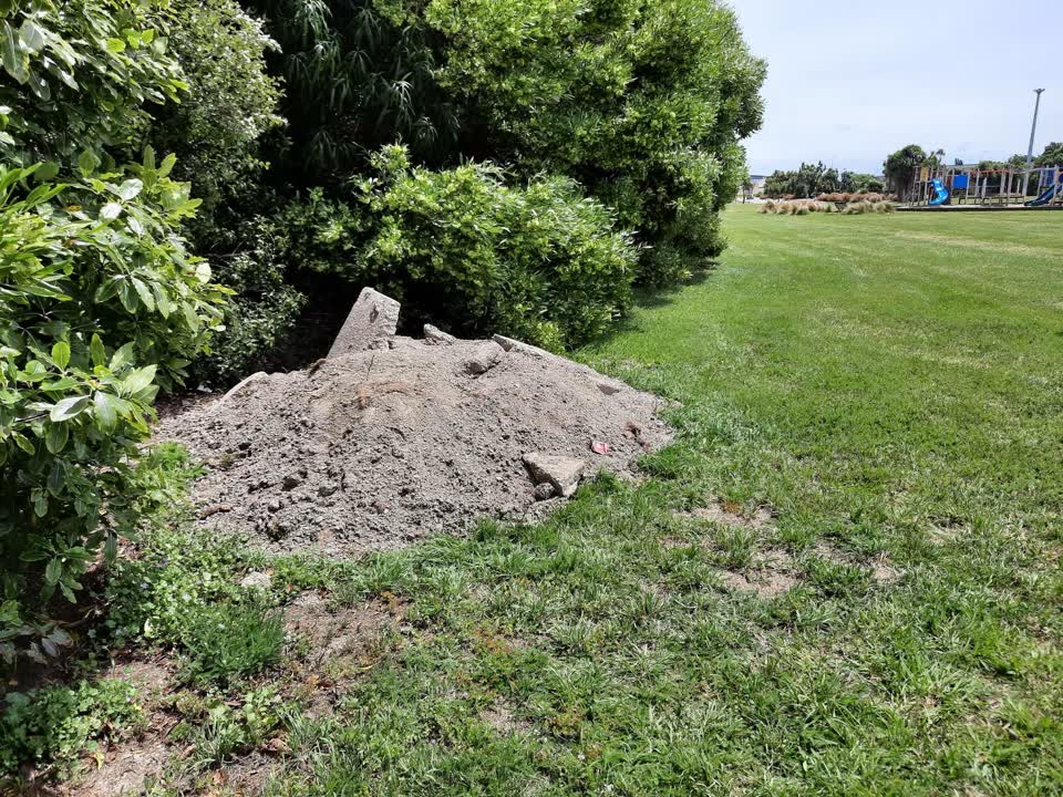 The photograph attached to this parks report