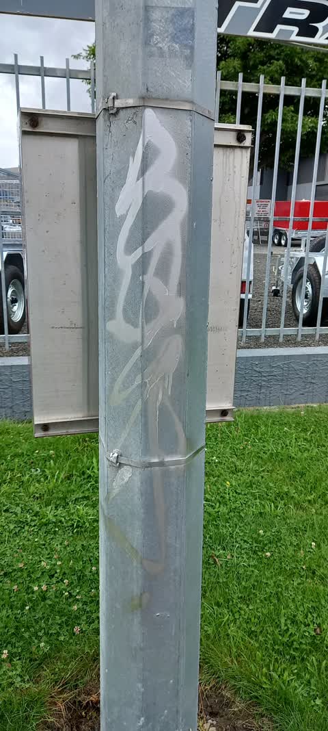 Graffiti, a report photo