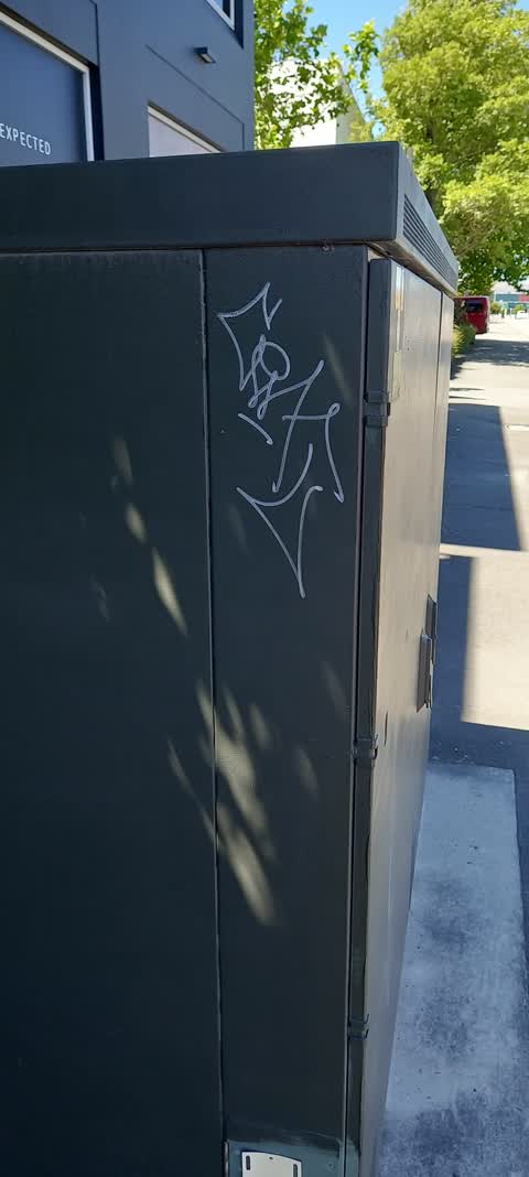Graffiti, a report photo